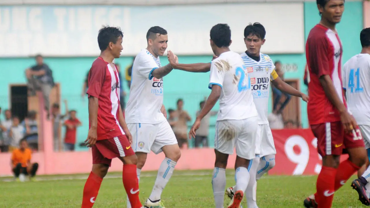 Uji Coba Arema