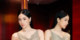 Berawal dari seorang selebgram dan model, sosok Anya Geraldine saat ini telah bertransformasi menjadi selebriti yang serba bisa. Sampai saat ini sudah banyak sekali film hingga serial yang telah ia perankan sejak tahun 2018. Berperan menjadi pelakor dari serial sebelumnya, Anya Geraldine sampai diteror lho. Liputan6.com/IG/@anyageraldine)