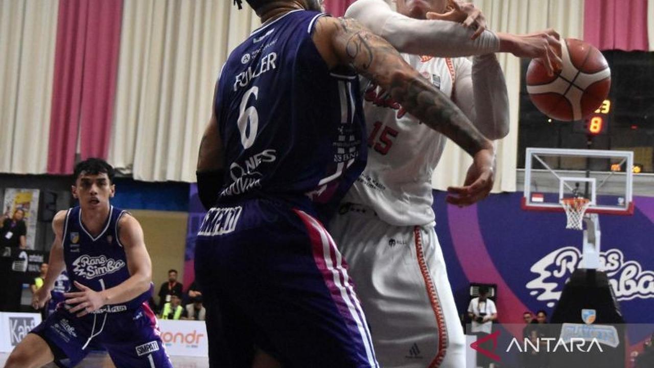 Drama Playoff IBL 2026: Pelita Jaya Kalahkan RANS 84-82 di Laga Perdana