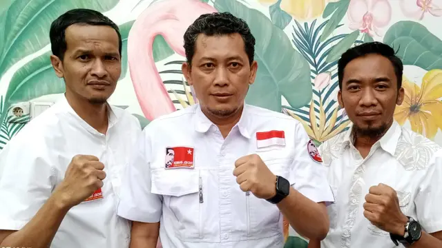 Ketua Umum Kornas Jokowi, Abdul Havid Permana (tengah) (Istimewa)