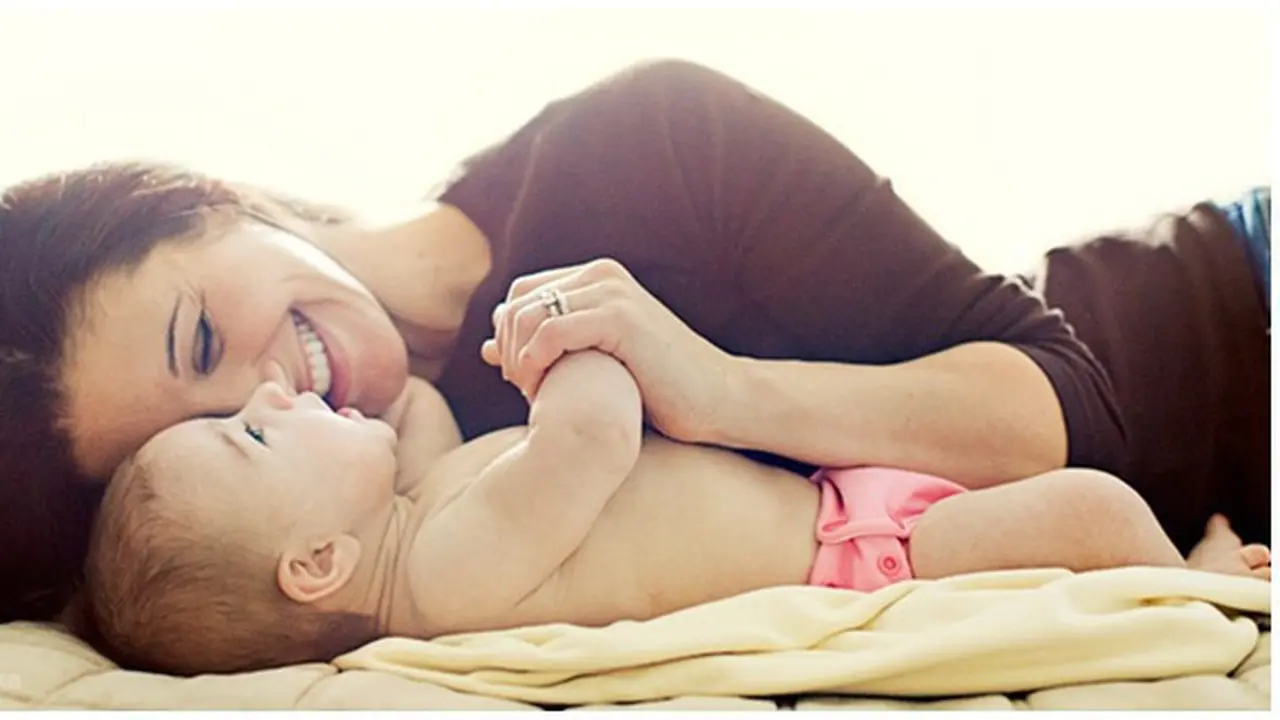(C) shutterstock