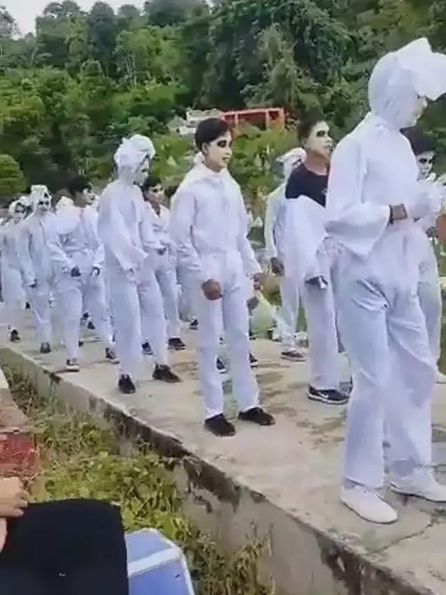 6 Kostum Gerak Jalan Paling Absurd Ini Bikin Penonton Senyum Lebar