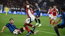 Kedua tim sama-sama memiliki peluang mencetak gol. (Isabella BONOTTO/AFP)