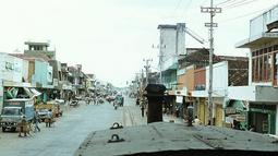 Sudut pandang Kota Madiun dari dalam lokomotif. (Source: Instagram/@perfectlifeid)