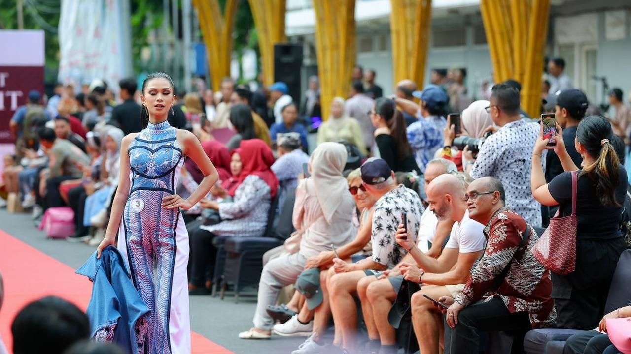 Fashion Lorong Bambu