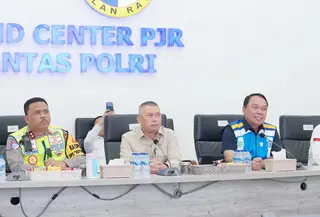 Jelang arus balik, Menhub Dudy mengimbau pengusaha angkutan logistik untuk mematuhi SKB tentang operasional angkutan Lebaran 2026. (Foto: Istimewa)