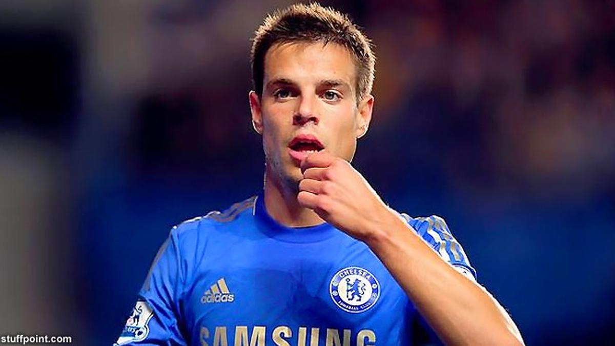 Nama Cesar Azpilicueta Mulai Dikenal di Stamford Bridge