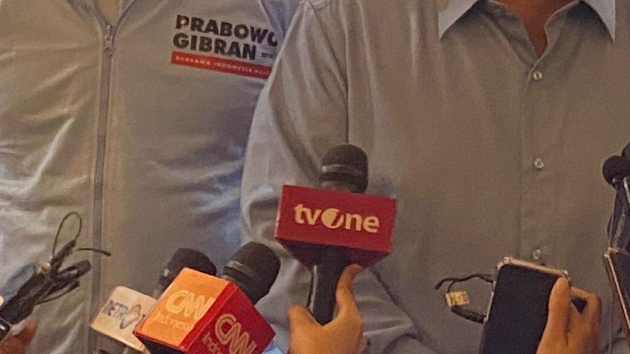 Pamerkan 'Kolonel Politik', Ridwan Kamil Berikrar Menangkan Prabowo-Gibran di Jawa Barat