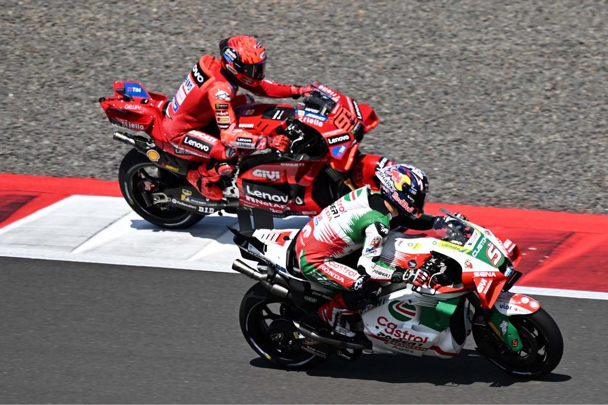 FOTO:  Bezzecchi Raih Pole Position di MotoGP Mandalika
