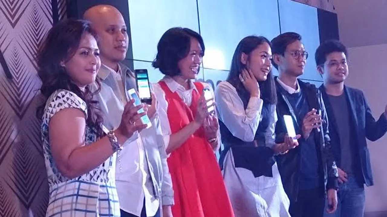 `Smartphone 5 & 4,5 Inci Jadi Idola Anak Muda`