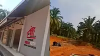 Bangunan Koperasi Desa Merah Putih Berdiri di Tengah Kebun Sawit