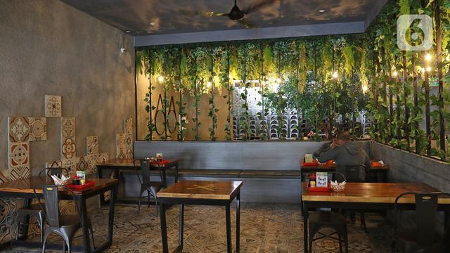 Tempat Makan di Tengah PSBB Transisi Jakarta