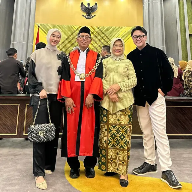 Danang dan Hemas Tunjukkan Dukungan di Pelantikan Ayah sebagai Ketua Pengadilan Tinggi Banten
