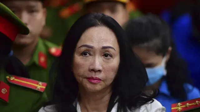Taipan properti Vietnam Truong My Lan menghadiri sidang pengadilan di Kota Ho Chi Minh pada Kamis, 11 April 2024.