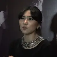 Isyana Sarasvati belum memiliki target khusus untuk karir di tahun 2016. Dipertanyakan tentang go internasional, Isyana Sarasvati memiliki anggapan tersendiri tentang alasannya memilih berkarir di Indonesia.