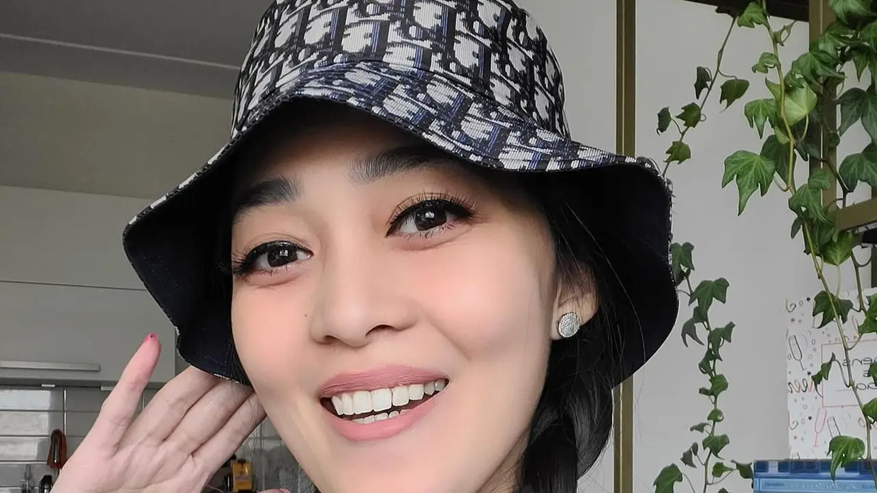 6 Potret Terbaru Gracia Indri yang Kini Tinggal di Belanda, Curi Perhatian