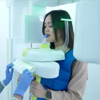 Pasien Sedang Pemeriksaan 3D X-Ray gigi di Rata Clinic Center. dok. Rata