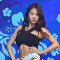 Soyu SISTAR (via allkpop.com)