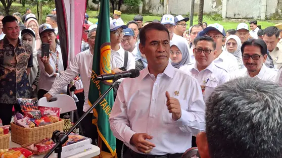 Menta Amran Lantik Puluhan Pejabat, Soroti Korupsi hingga Main Proyek