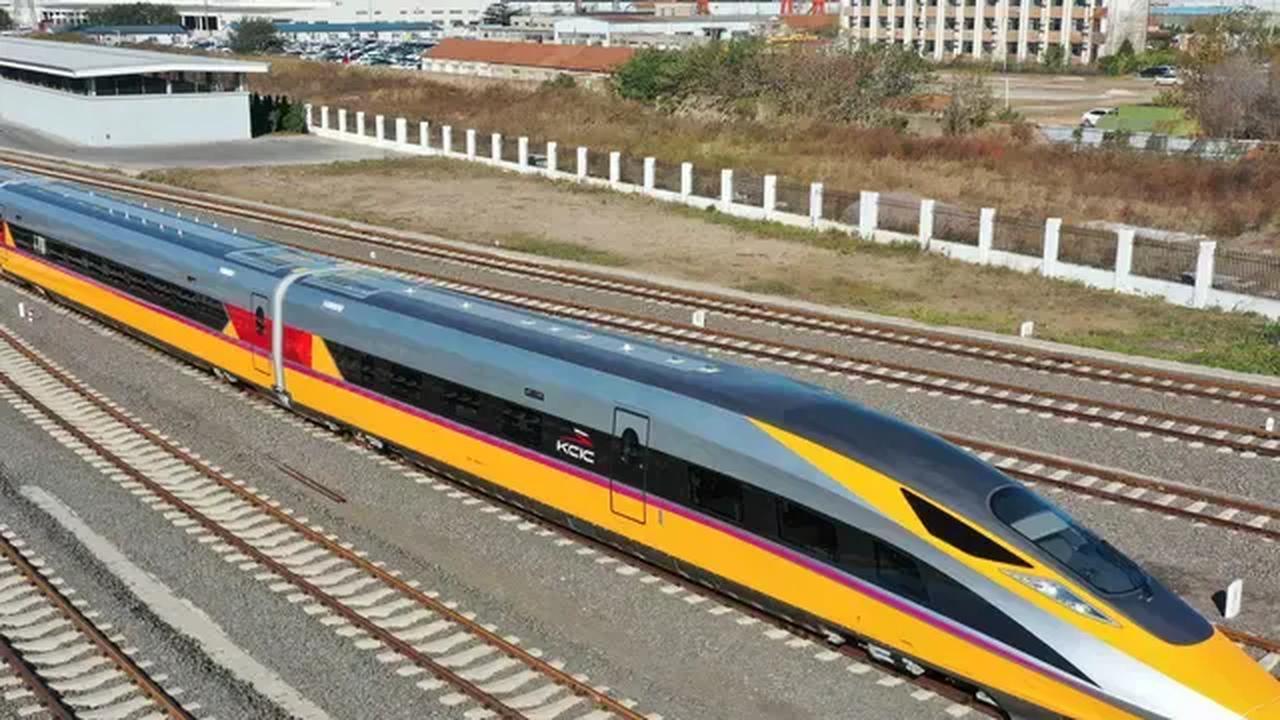 "Nah, bagaimana ini kita kawal implementasinya. Baik itu restrukturisasi di karya-karya maupun pengembangan lainnya,"