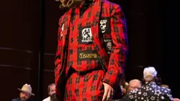 John Banks berpose saat mengikuti Kejuaraan Dunia Beard and Moustache Championships 2017 di Long Center for the Performing Arts, Remington, Austin, Texas (3/9). Kejuaraan ini diselenggarakan selama tiga hari. (AFP Photo/Suzanne Cordeiro)