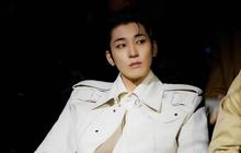 Gayanya Bak Pangeran Modern, Potret Menawan Wonwoo SEVENTEEN Debut di London Fashion Week 2025