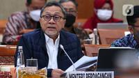 Menteri Perdagangan (Mendag) Zulkifli Hasan saat menghadiri Rapat Kerja dengan Komisi VI DPR RI di kompleks parlemen, Senayan, Jakarta, Selasa (5/7/2022). Rapat membahas pengesahan perjanjian Indonesia-Korea Comprehensive Economic Partnership Agreement (IK-CEPA). (Liputan6.com/Angga Yuniar)