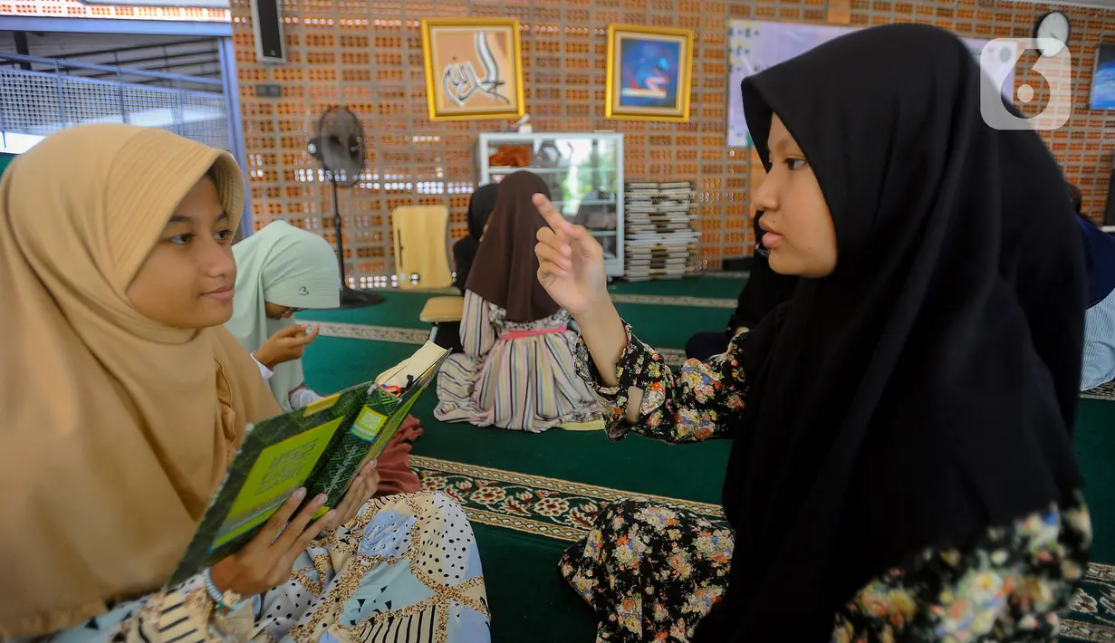Para peserta terlihat antusias mengikuti proses pembelajaran. (merdeka.com/Arie Basuki)