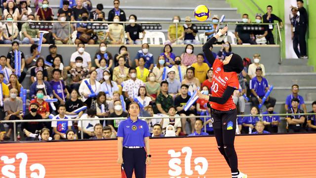 Foto: Timnas Voli Putri Indonesia Menyerah dari Tim Lapis Kedua Vietnam pada Laga Pertama Putaran Kedua SEA V League 2023