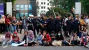 Mahasiswa membentuk blokade tepat depan RSCM, Jakarta, Selasa (27/10/2015). Mereka menuntut rektor UPI YAI mundur dari jabatannya karena menutupi skandal penipuan terhadap 1.080 mahasiswa. (Liputan6.com/Yoppy Renato)