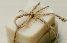Cara Membuat Rumah Harum dengan Sabun Batang, Tips Memilih Sabun dan Kombinasi Aroma yang Aman untuk Keluarga