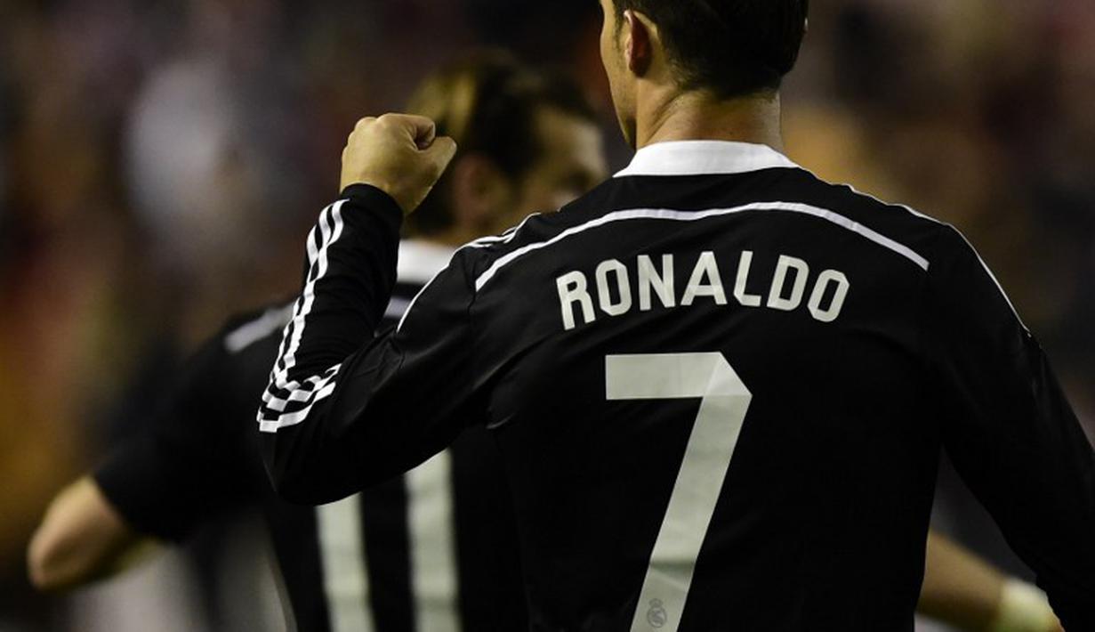 Ronaldo merayakan gol pertama Madrid ke gawang Rayo Vallecano (AFP)