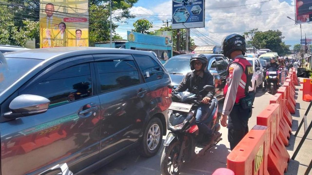 Arus Kendaraan Wisata Garut Padat Merayap Jelang Tahun Baru 2026, Polres Terapkan Rekayasa Lalu Lintas