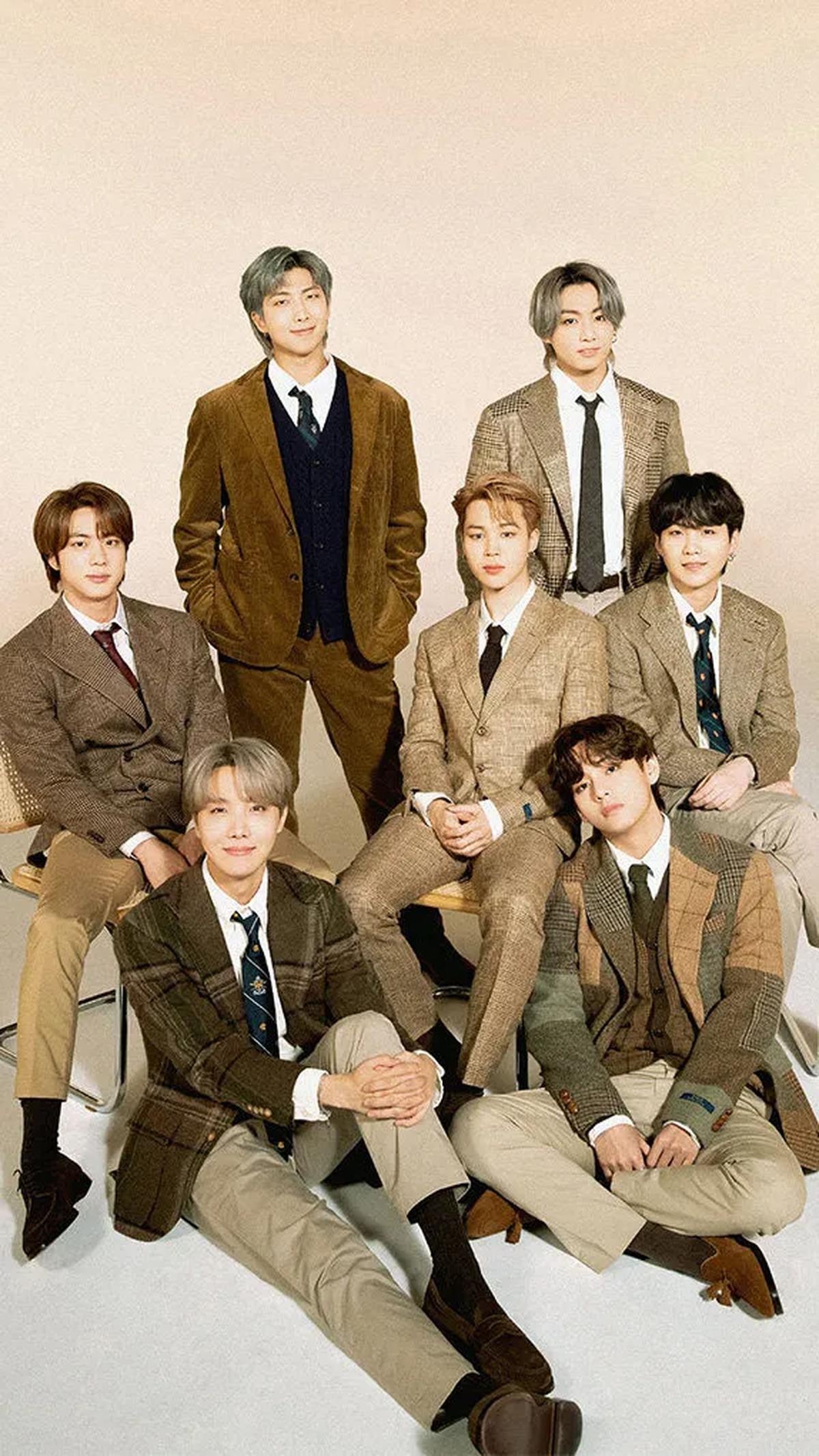 RM, Jimin, V, dan Jungkook memberikan jaminan kepada ARMY bahwa meskipun mungkin memerlukan waktu, pertemuan kembali sebagai BTS yang utuh akan terjadi.