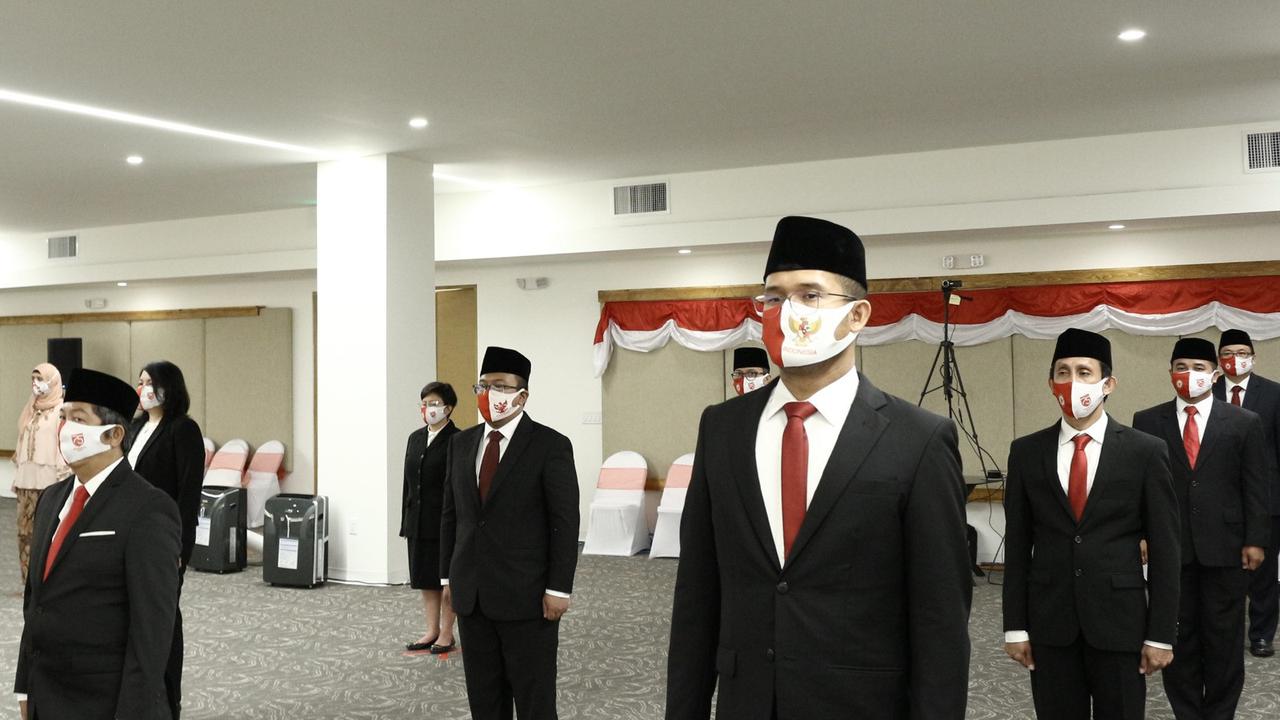 Kegiatan upacara HUT RI ke-75 yang digelar oleh KJRI Los Angeles pada 17 Agustus 2020, diikuti oleh masyarakat/Diaspora Indonesia di wilayah kerja KJRI LA melalui platform ZOOM dan Facebook Live. (Photo credit: KJRI Los Angeles)