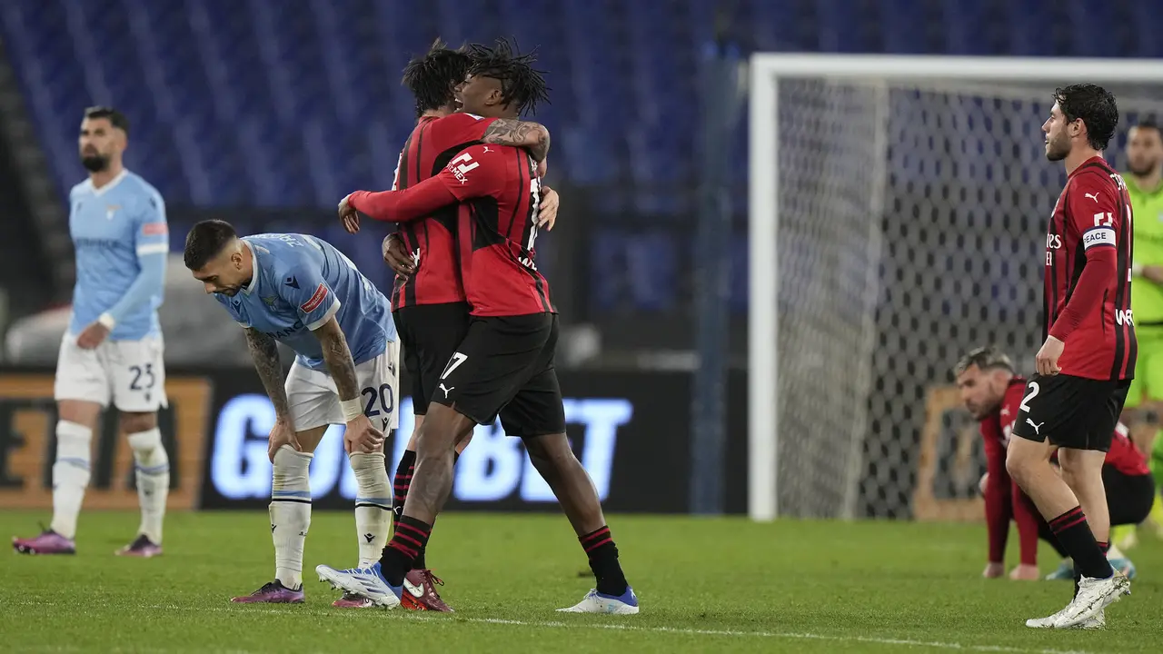 Foto: Aksi Gol Injury Time Sandro Tonali yang Jaga Asa Juara dan Pastikan AC Milan ke Liga Champions Musim Depan