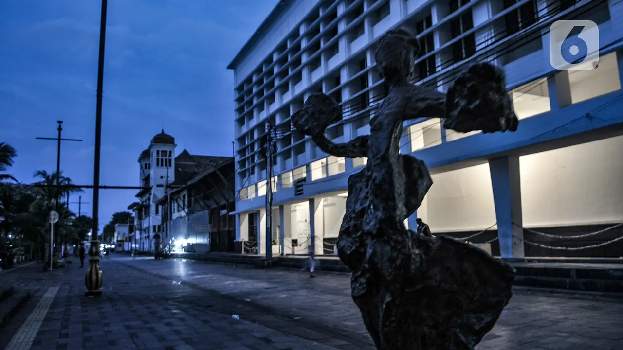 FOTO: Sepi Malam Tahun Baru di Kota Tua Jakarta