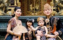 4 Potret Kekompakan Bobon Santoso dengan Istri dan Anak, Hobi Pakai Baju Couple di Setiap Momen
