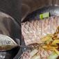 Momen Ngenes Pria Terpaksa Makan Ikan Arwana Rp 22 Juta, Bikin Elus Dada (Sumber: Weibo Sina)