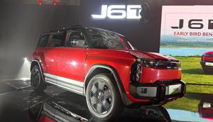 Harganya Masih Rahasia, Ini Perbedaan Chery J6T dan J6 Standar (Arief A/Liputan6.com)