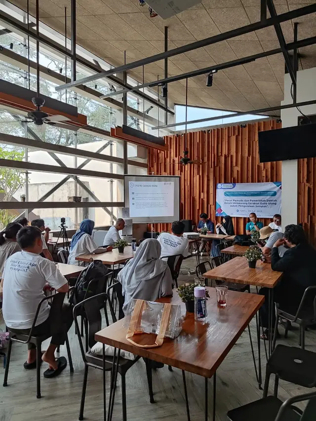 Komunitas GUA Gelar Diskusi Peran Pemuda dan Pemda dalam Upaya Pengurangan Sampah