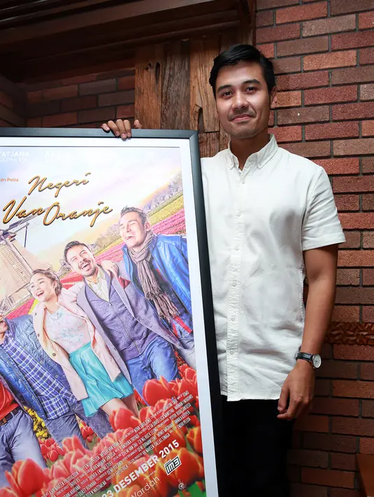 Selain Arifin Putra, Chicco Jerikho pun memiliki pendapat yang tidak jauh berbeda dengan kawannya tersebut. Ia pun kagum dengan totalitas akting Tatjana Saphira di film yang menceritakan lima sahabat itu. (Deki Prayoga/Bintang.com)