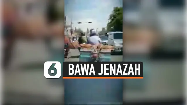 VIDEO: Viral Pria Bawa Jenazah di Atas Motor
