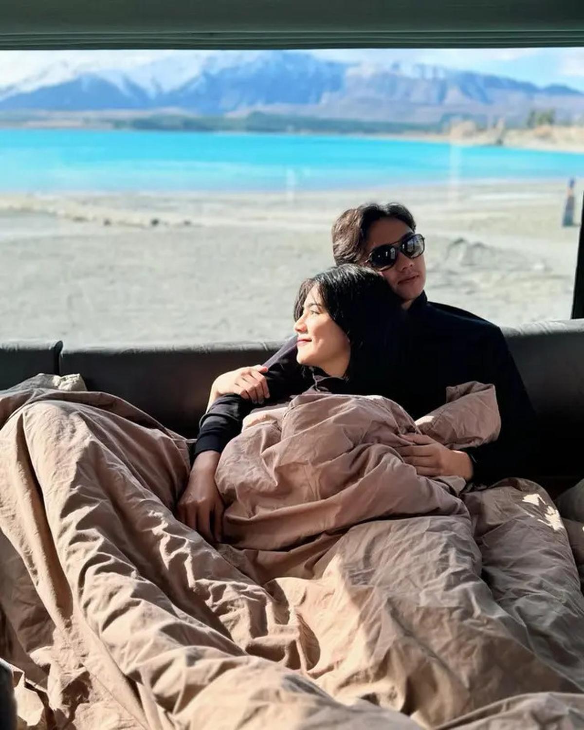 10 Potret Artis Pacaran Sejak Remaja, Terbaru Richelle Skornicki Pacar Aliando