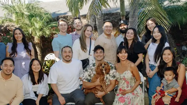 Aurelie Moeremans Gelar Baby Shower pakai sandal jepit. [@aurelie]