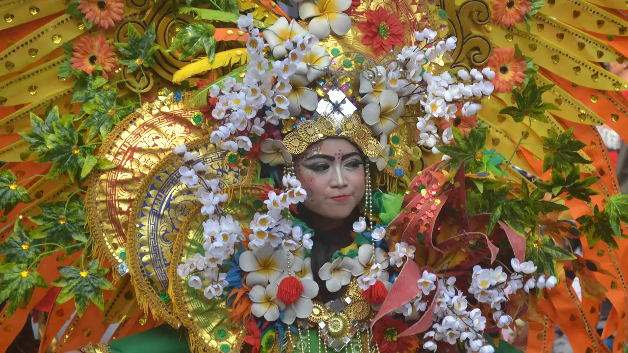 Pesta Bunga Cantik di Jalanan Kota Malang