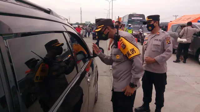 Tak Tahu Larangan Mudik Diperpanjang, Ratusan Pemudik di Ogan Ilir Putar Balik