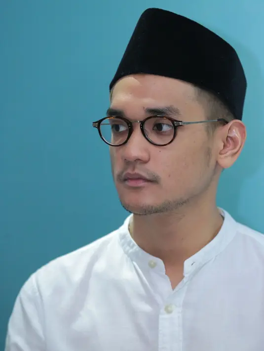 "Awal puasa saya di luar negeri karena mau ulang tahun. Jadi saya maunya ulang tahun di luar negeri," ungkapnya saat ditemui di kawasan Wijaya, Jakarta Selatan, Jumat (18/5/2017). (Adrian Putra/Bintang.com)