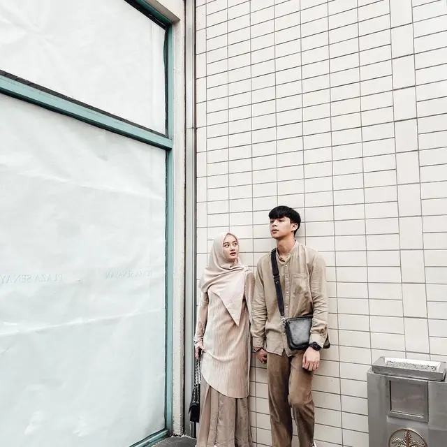 6 Potret Rey Mbayang Dampingi Dinda Hauw Selama Hamil, Makin Romantis