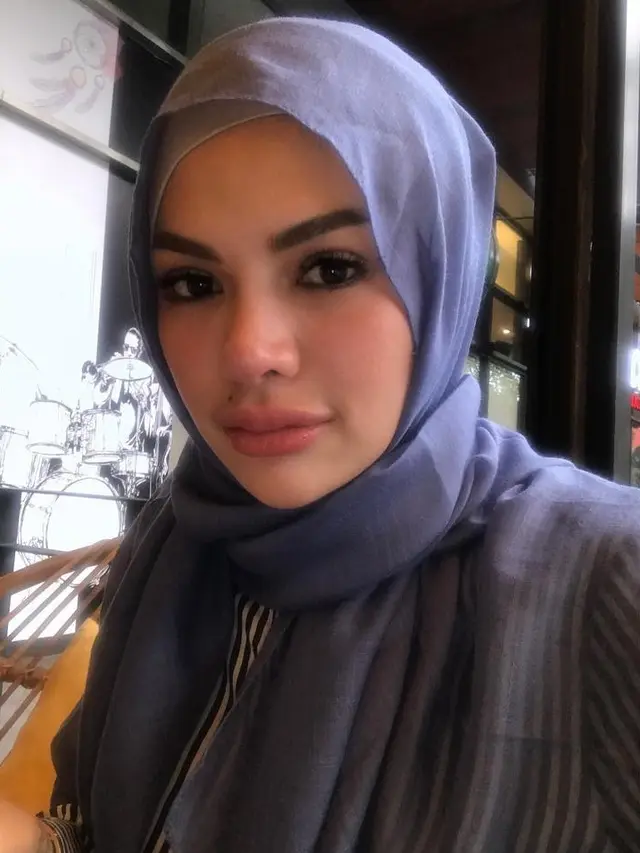 [Bintang] Nikita Mirzani